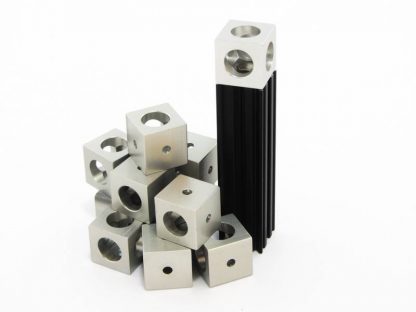 MakerBeamXL kulmakuutio